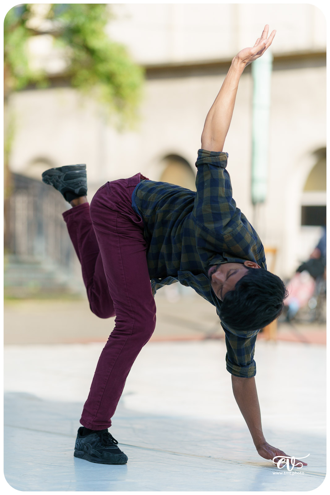 NO MAN'S LAND (CIE DARUMA)